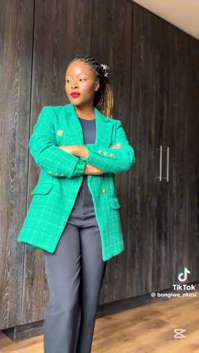 Blazer outfit idea

Cc: Bongi Nkosi 

Follow