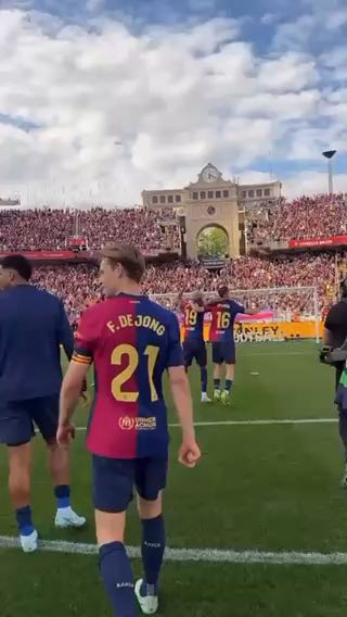 El millor equip del món.
cc: fcbarcelona