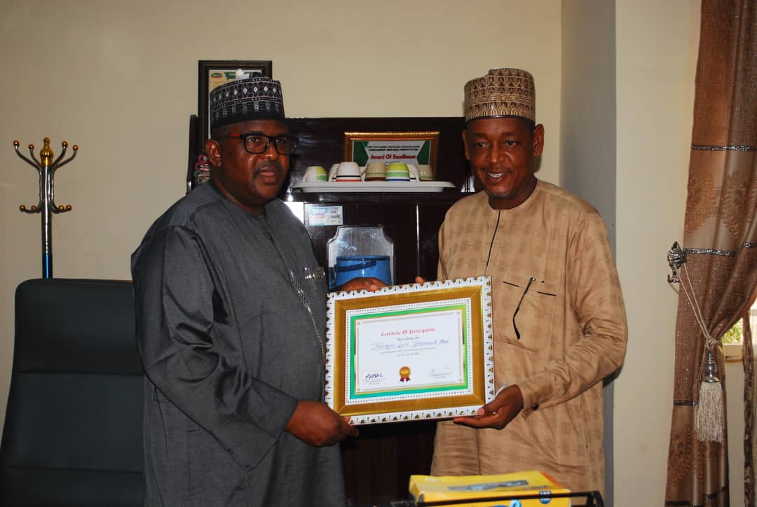 Hon. Salisu Muktari Hosts Potiskum LGA Agric Department... Presented the certificates and awards they won at the Agric Show