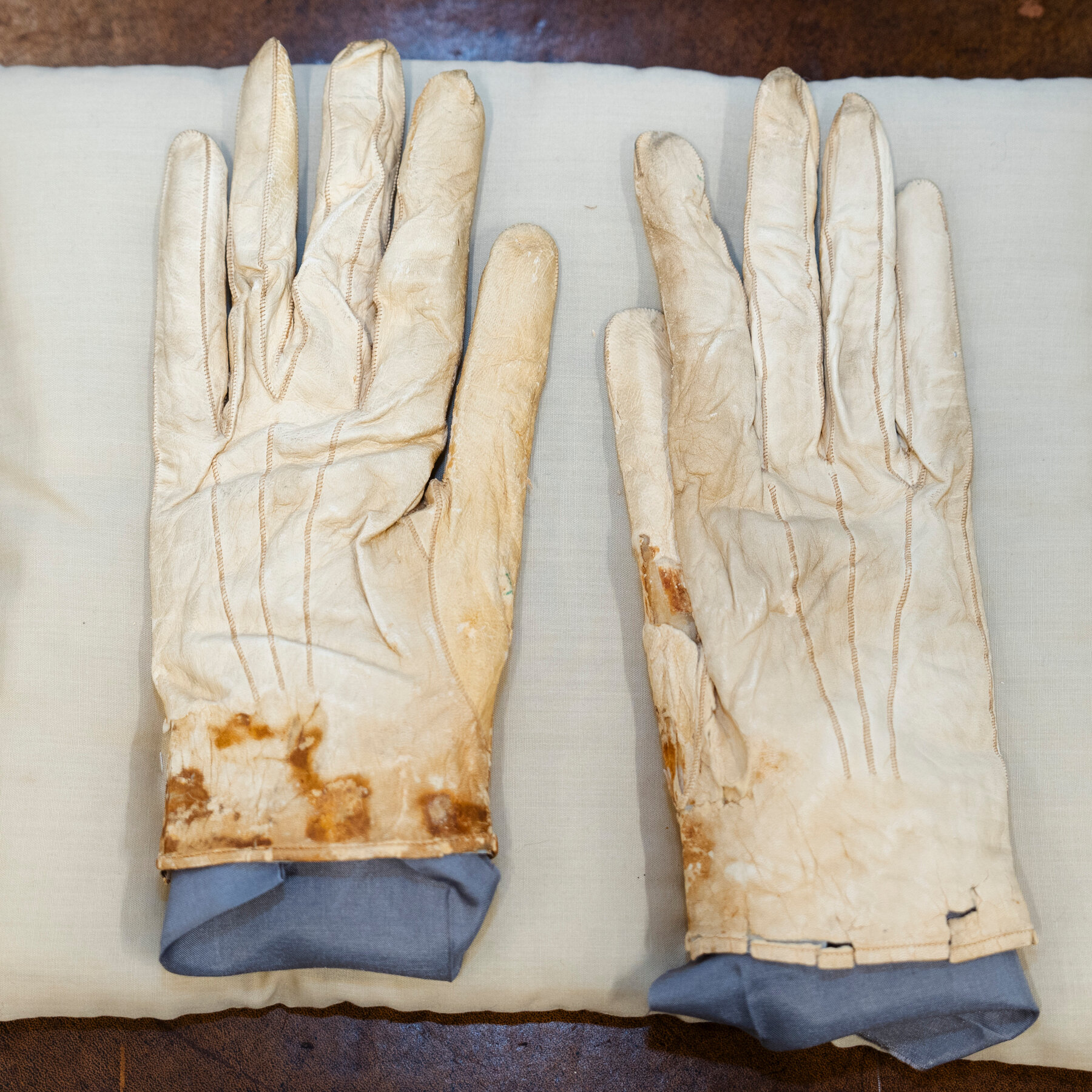 Gloves Lincoln Wore to Fords Theater Sell for $1.5 Million at Auction