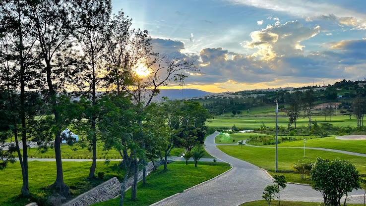 Kigali Golf Club: Tee Off Amid Stunning Views and Lush Greens