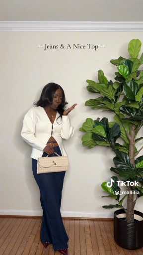 Jean and top outfit idea
Cc: Lilia