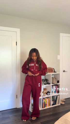 Joggers outfit idea

Cc: Aniyhpinkney 

Follow our