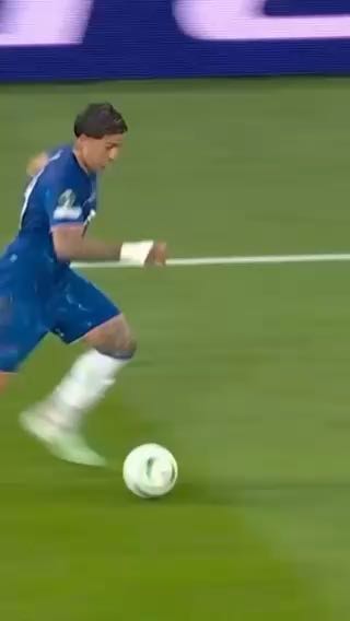 MOI LOVES IT!!!
cc: chelseafc
#sports