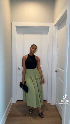 Flare skirt outfit idea

Cc:Lynnwise

Follow our