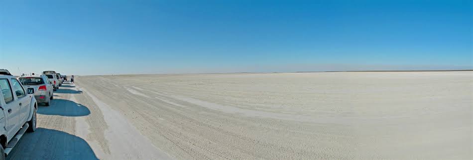 Sowa Pan: Botswana’s Dazzling Salt Desert of Life and Light