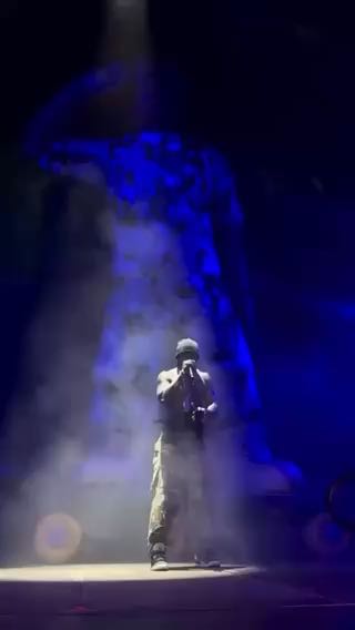 Asake performing back to back hits at