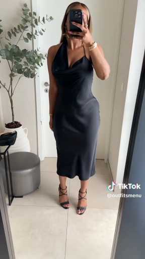All black outfits ideas 

Cc: Outfitsmenu 

Follow