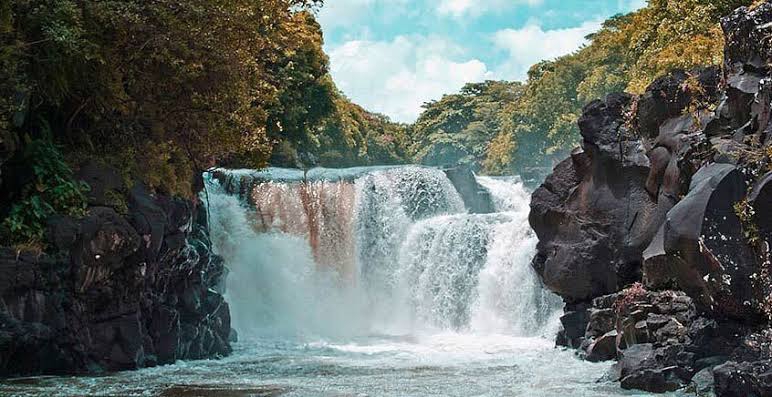 Grand River South East Waterfall – Mauritius’ Hidden Cascade of Raw Charm
