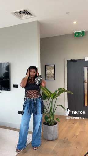 Simple casual outfit idea
Cc:Itunumary
Follow our