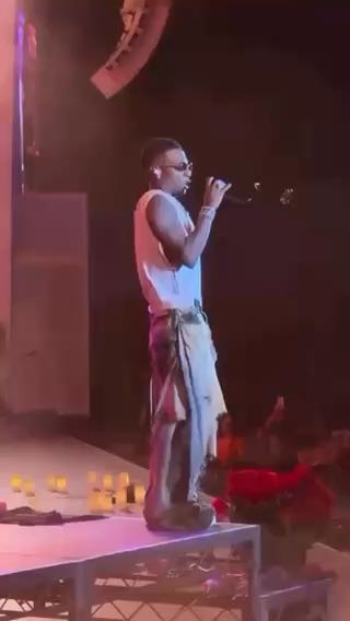 Wizkid performing