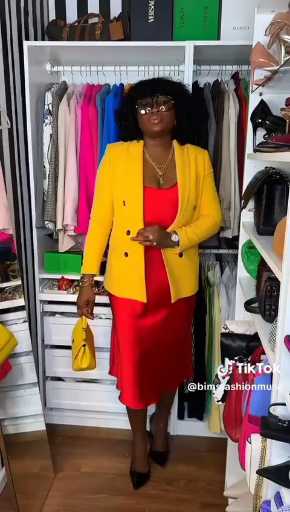 Sunday outfit idea

Cc:Bimsfashionmuse

Follow our page