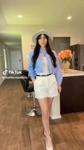 How to style a short 

Cc:Rosshernandaz

Follow