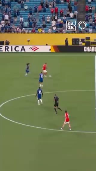  Pedro's on fire.
cc; chelseafc
#sports