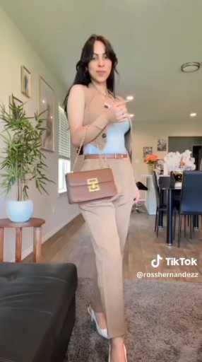 Corporate outfits ideas 

Cc: Rosshernandaz 

Follow our