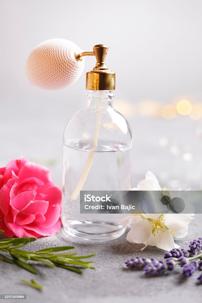 ONGOING PERFUME MAKING COURSE