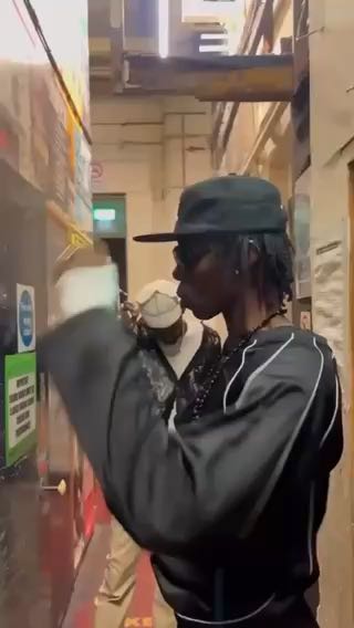 Last night in London, Blaqbonez & Black
