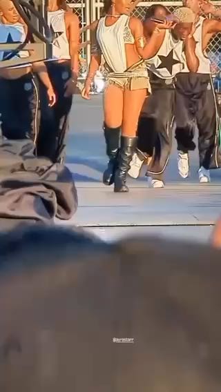 Ayra Starr Girl
cc; tooxclusive_com
#music #entertainment