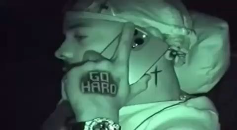 
 Hold Something JIGGY
cc; youngionn
#music #entertainment