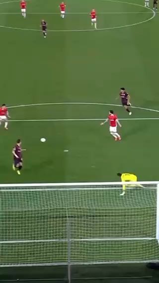 Muslera
cc: europaleague
#sports