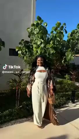 Vacation outfit idea

Cc:Mwasiya

Follow our page