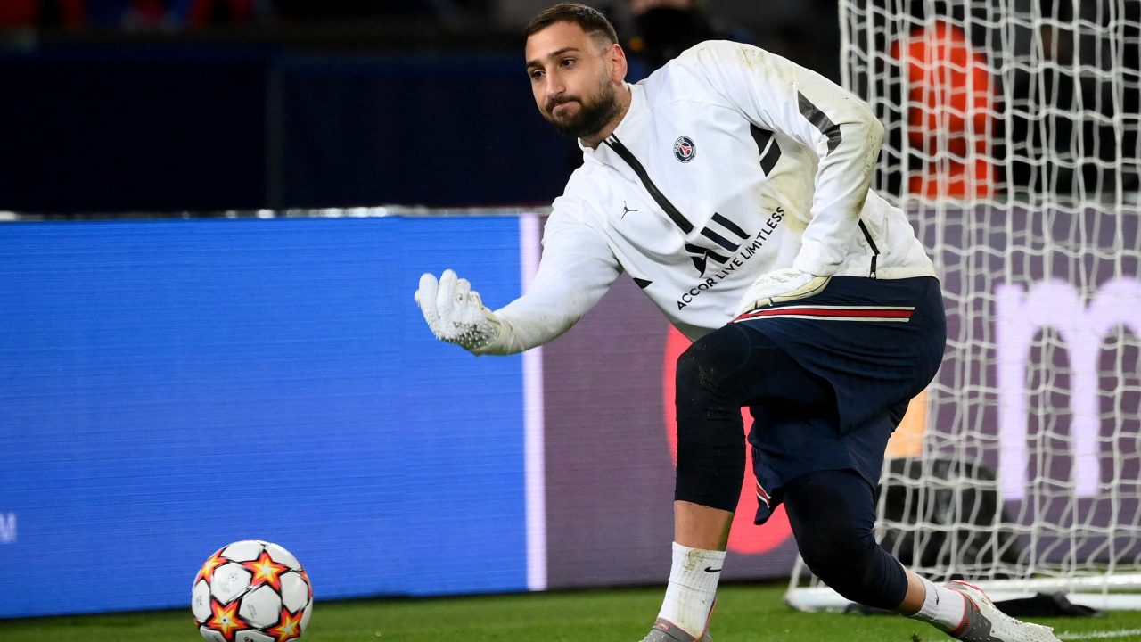 PSG coach Luis Enrique wants different profile from Donnarumma