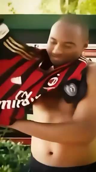  A champion, an inspiration, a Rossonero at