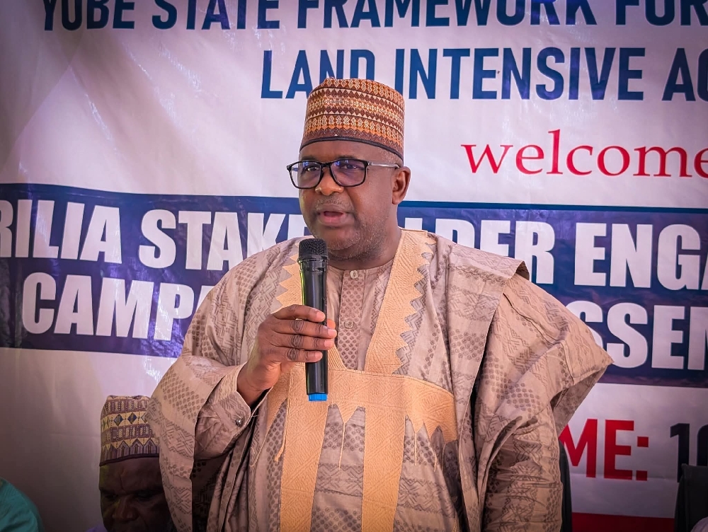 Renewed Hope Ambassadors Extend Season’s Greetings to Potiskum Chairman, Hon. Salisu Muktari